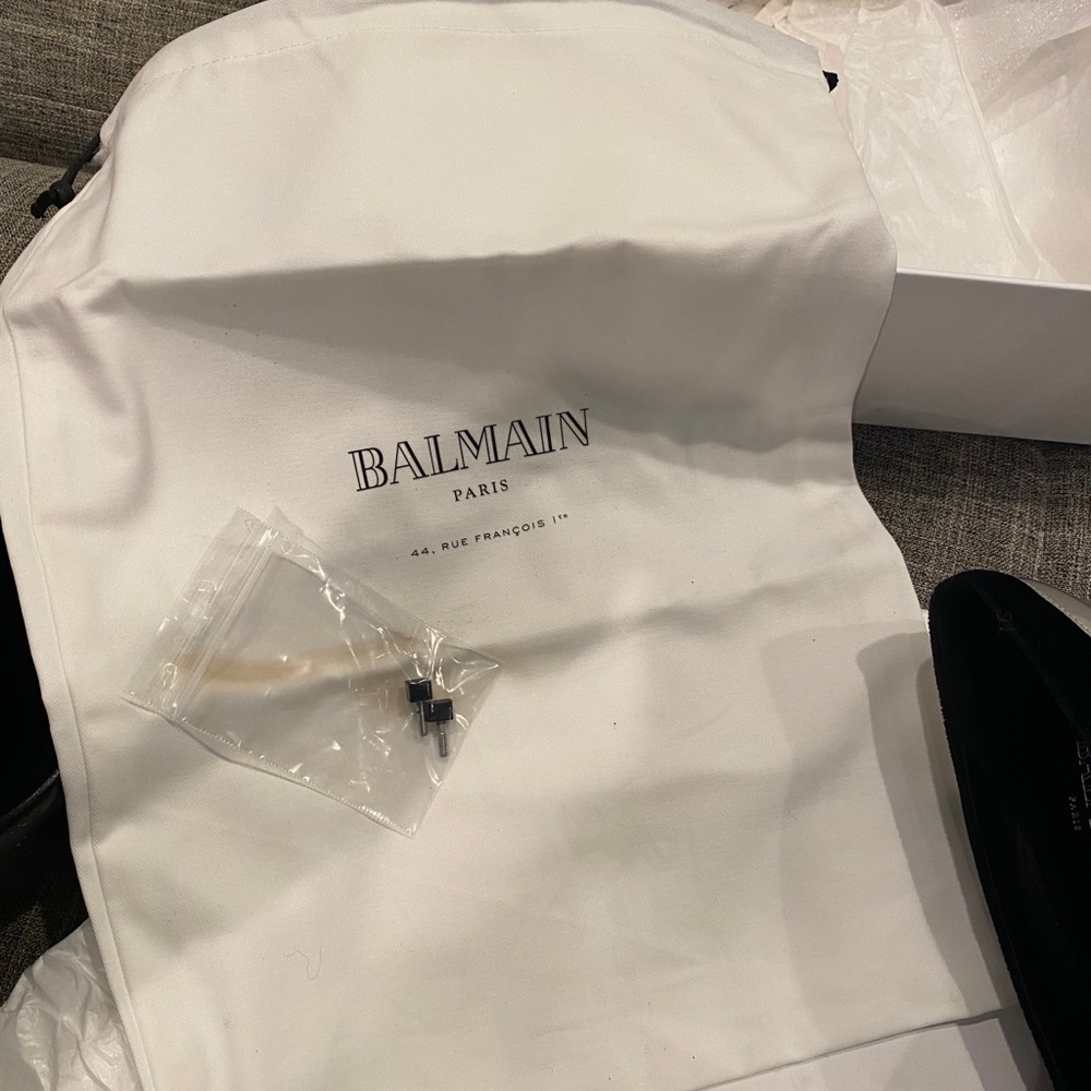 Balmain - Picture 10 of 12